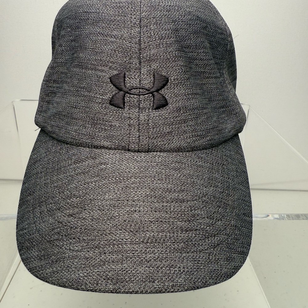 Under Armour Light Weight Grey Running Runners Joggers Baseball Hat